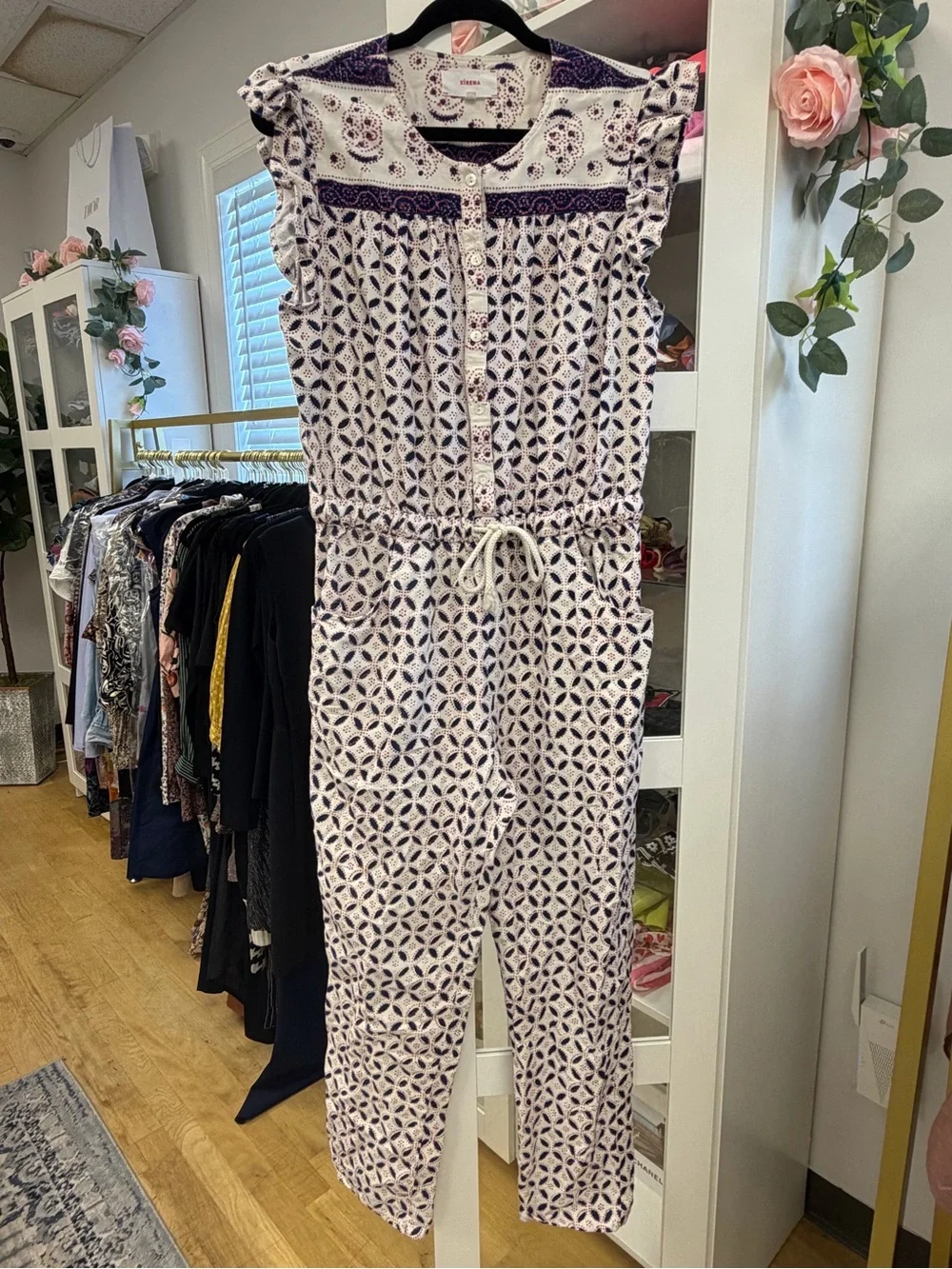 Xirena Liam Sand Castle Jumpsuit Sz M‎ Ruffle Drawstring Pockets EUC MSRP: $338
